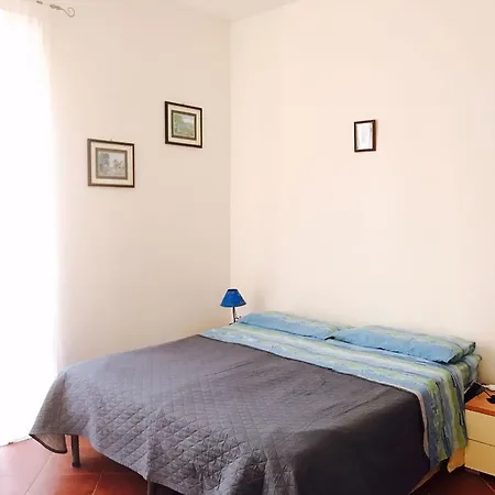Casa Vacanza Antonello Apartment *